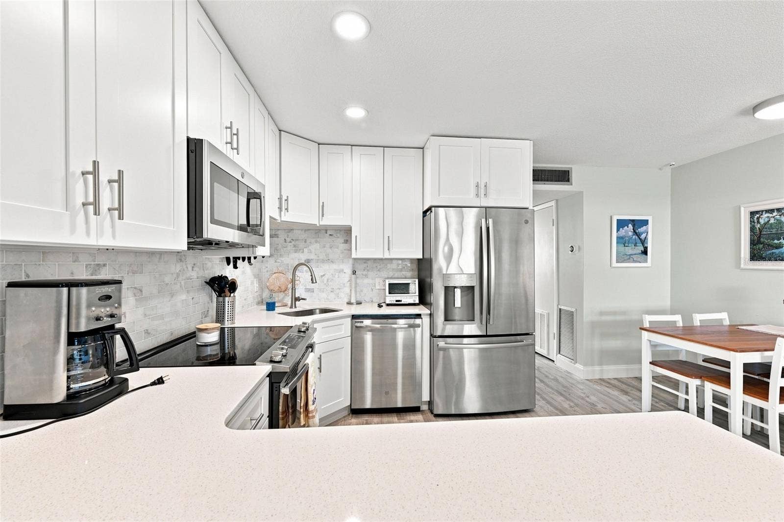 7151 SUNSET WAY, #7, St Pete Beach, FL 33706 7151 SUNSET WAY, #7, St Pete Beach, FL 33706