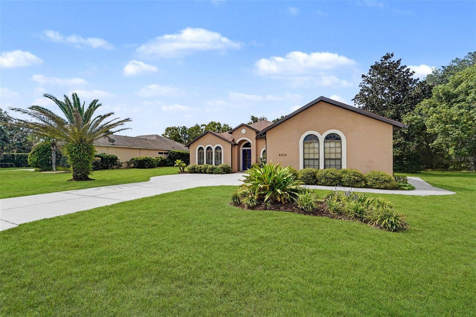 8405 CHARLESTON DRIVE, Weeki Wachee, FL 34613