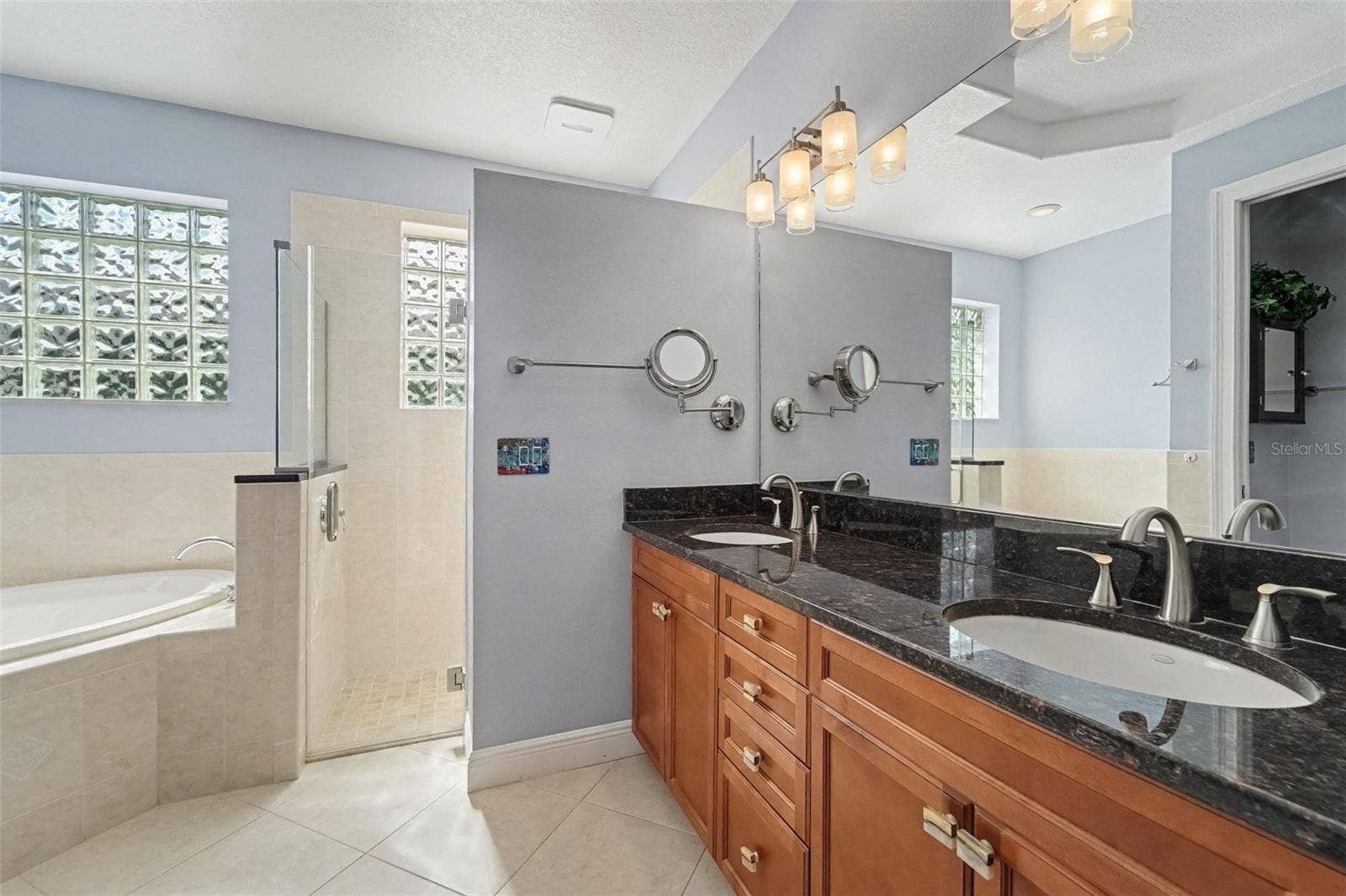 8405 CHARLESTON DRIVE, Weeki Wachee, FL 34613