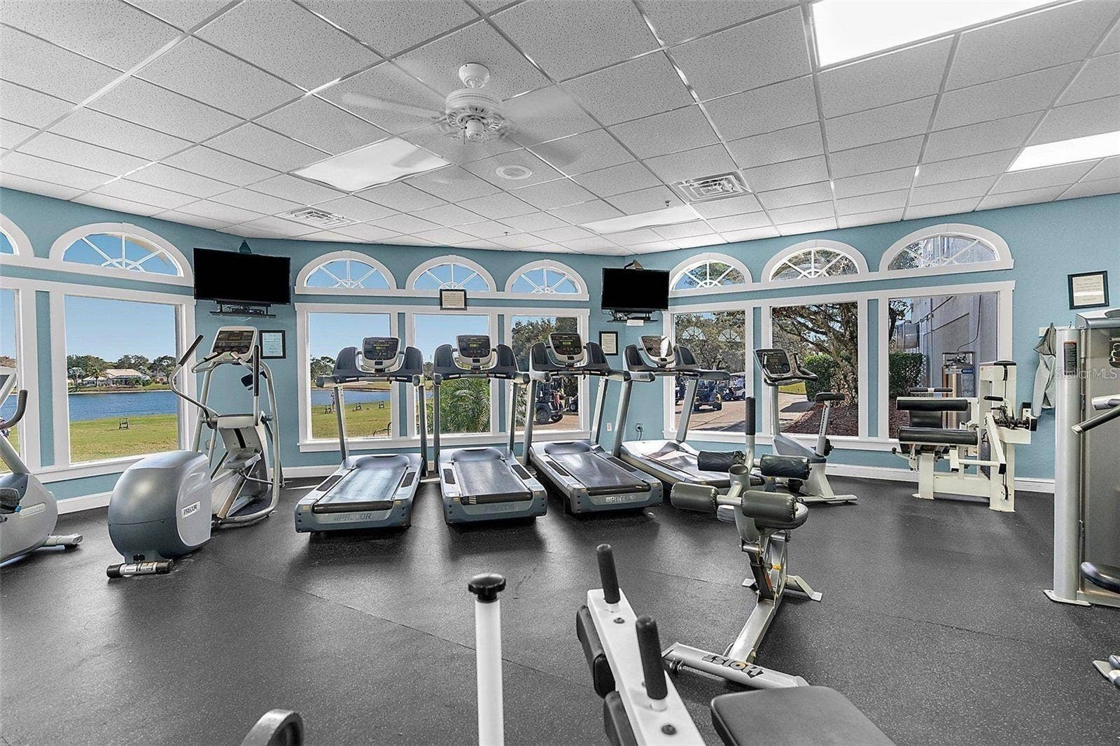 8405 CHARLESTON DRIVE, Weeki Wachee, FL 34613