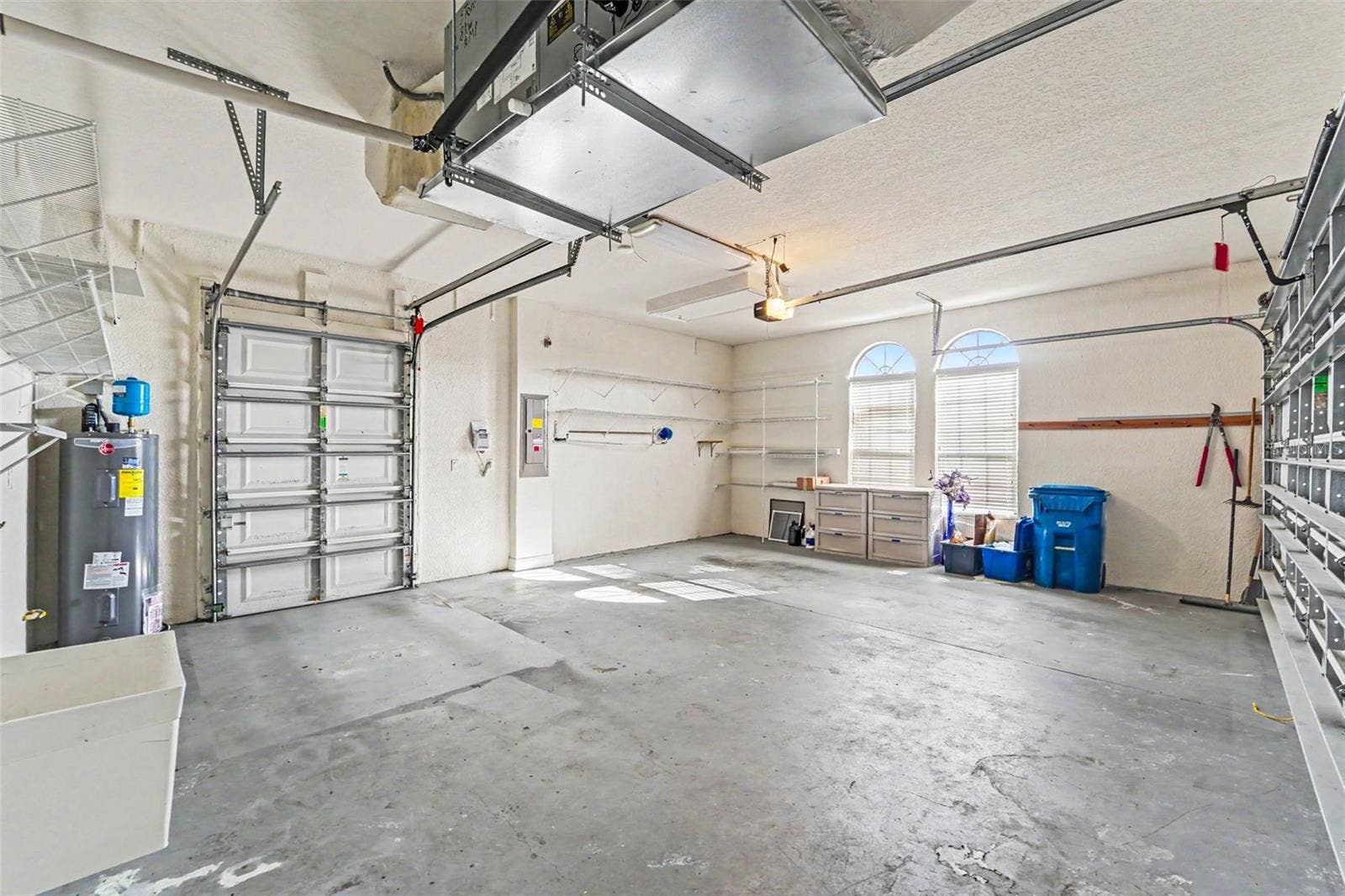 8405 CHARLESTON DRIVE, Weeki Wachee, FL 34613