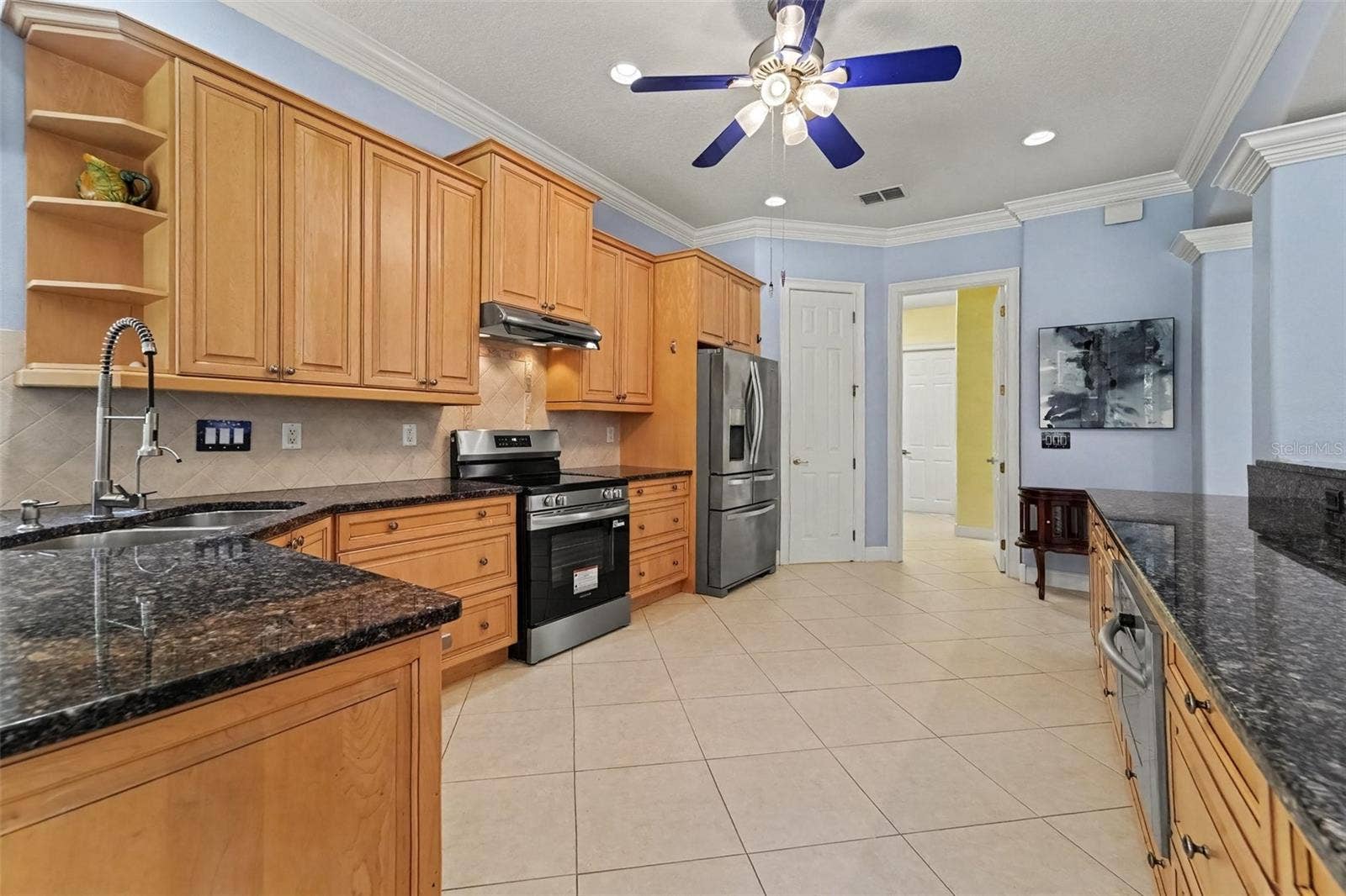 8405 CHARLESTON DRIVE, Weeki Wachee, FL 34613