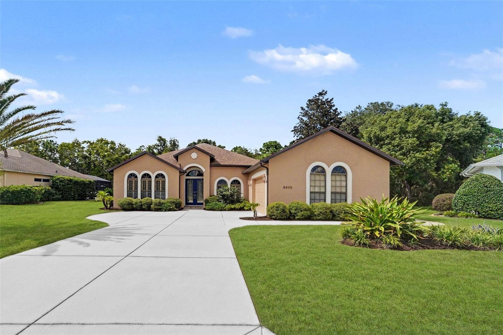 8405 CHARLESTON DRIVE, Weeki Wachee, FL 34613