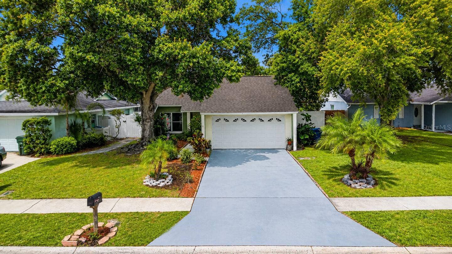 4014 KIMPTON PLACE, Largo, FL 33771 4014 KIMPTON PLACE, Largo, FL 33771