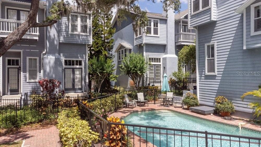 919 S ROME AVENUE, #8, Tampa, FL 33606 Community Pool