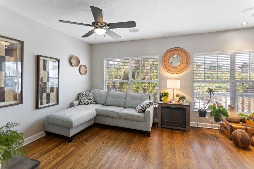 919 S ROME AVENUE, #8, Tampa, FL 33606 Snug