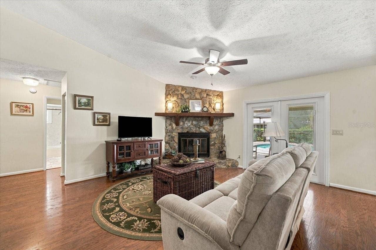 26953 CORAL VINE LANE, Wesley Chapel, FL 33544 26953 CORAL VINE LANE, Wesley Chapel, FL 33544