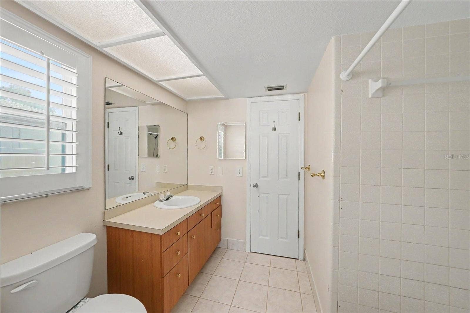 14161 HETRICK CIRCLE N, Largo, FL 33774 14161 HETRICK CIRCLE N, Largo, FL 33774