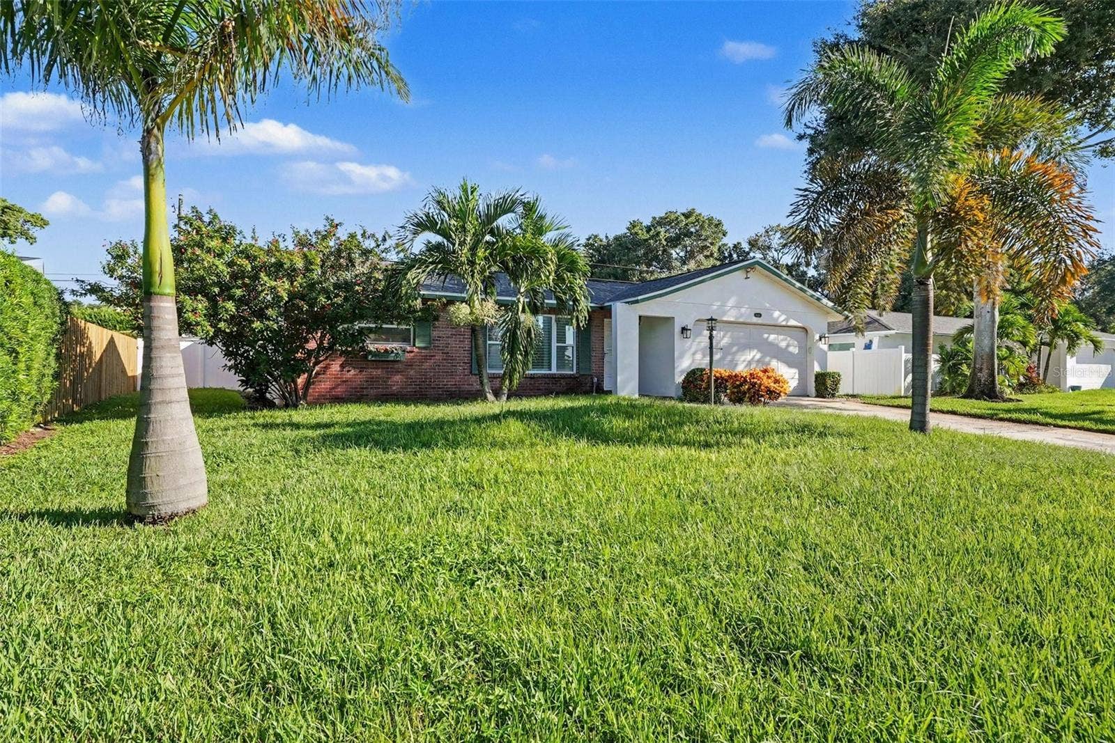 14161 HETRICK CIRCLE N, Largo, FL 33774 14161 HETRICK CIRCLE N, Largo, FL 33774