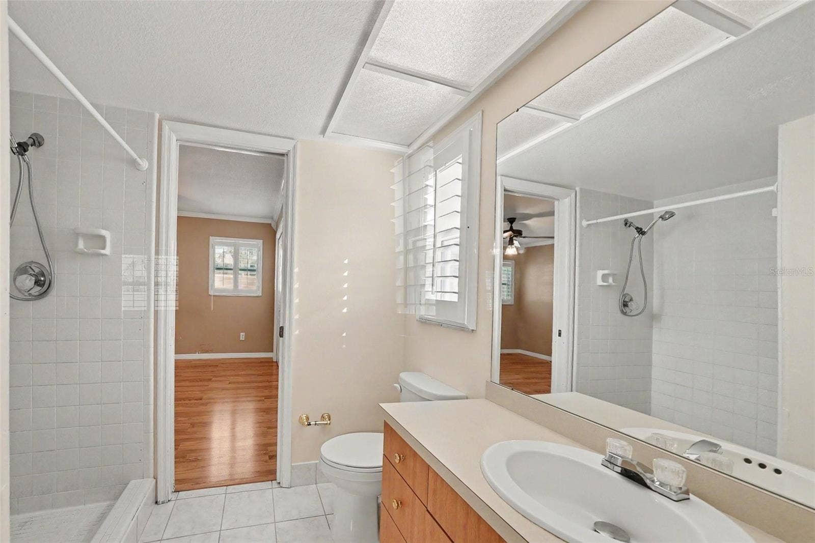 14161 HETRICK CIRCLE N, Largo, FL 33774 14161 HETRICK CIRCLE N, Largo, FL 33774