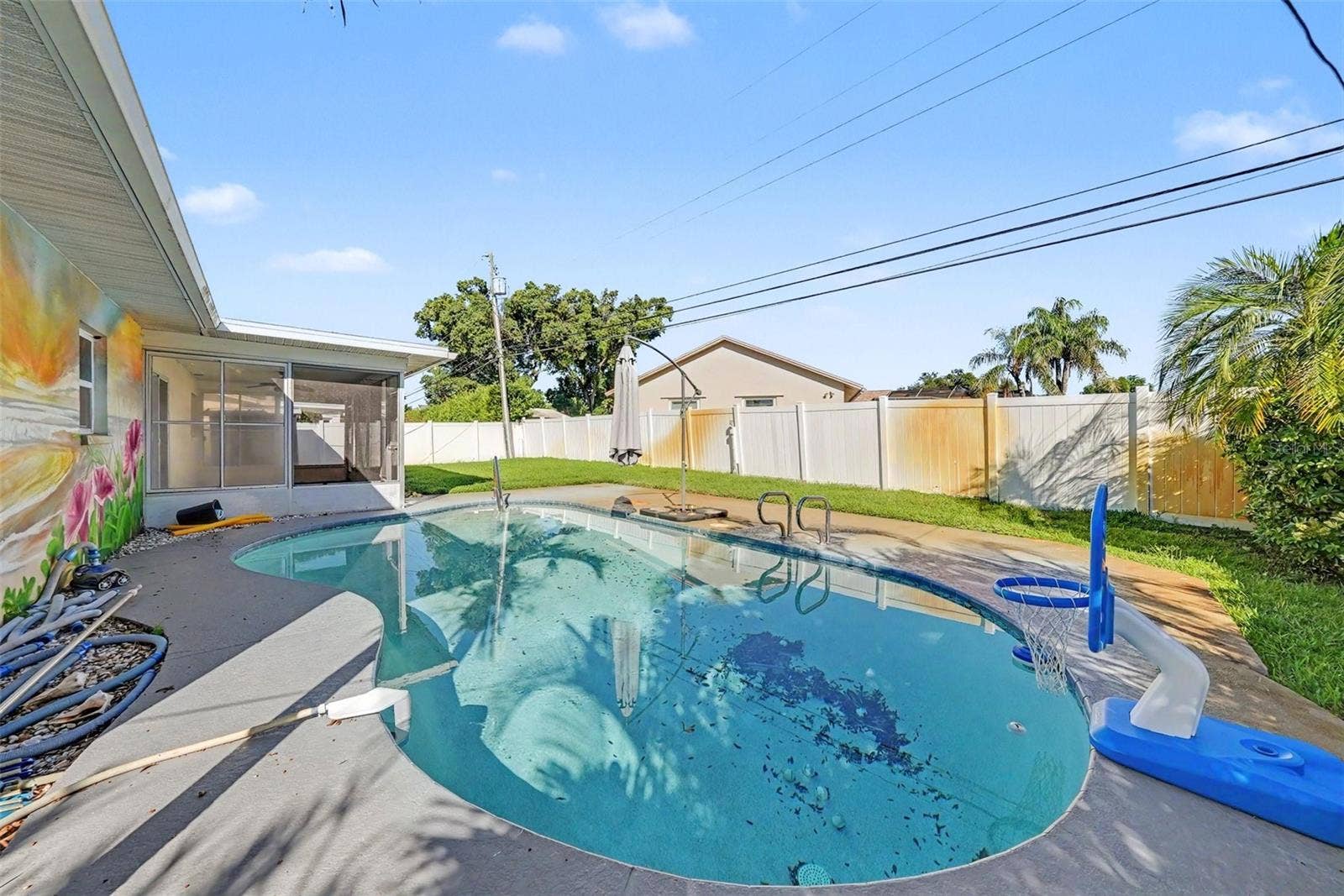 14161 HETRICK CIRCLE N, Largo, FL 33774 14161 HETRICK CIRCLE N, Largo, FL 33774