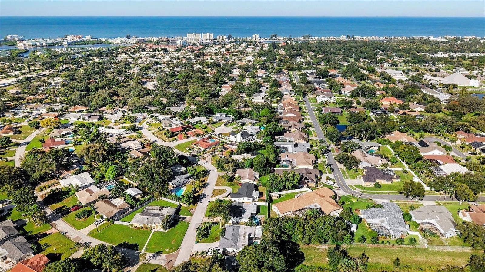 14161 HETRICK CIRCLE N, Largo, FL 33774 14161 HETRICK CIRCLE N, Largo, FL 33774
