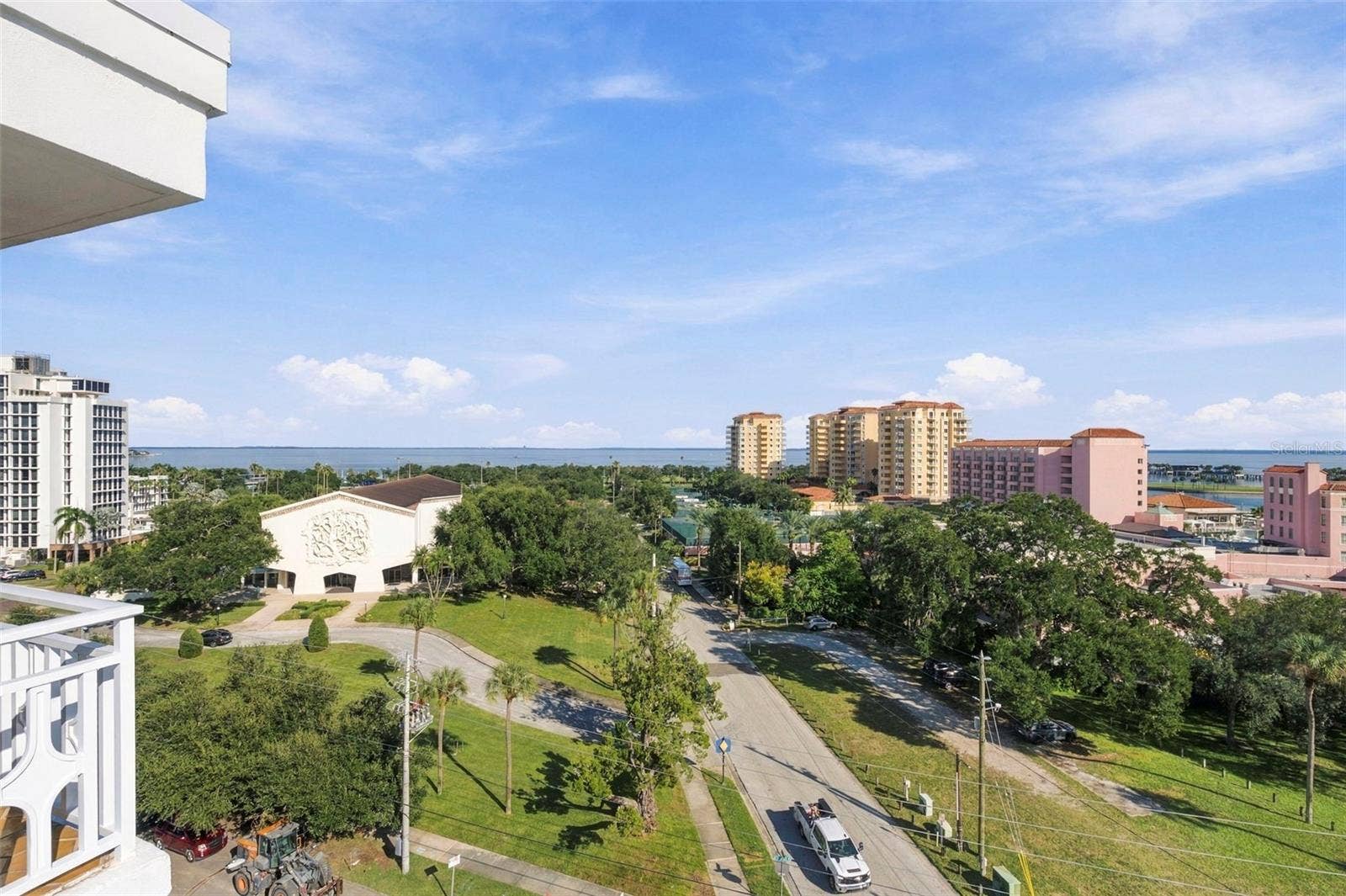 700 BEACH DRIVE NE, #803, St Petersburg, FL 33701 700 BEACH DRIVE NE, #803, St Petersburg, FL 33701
