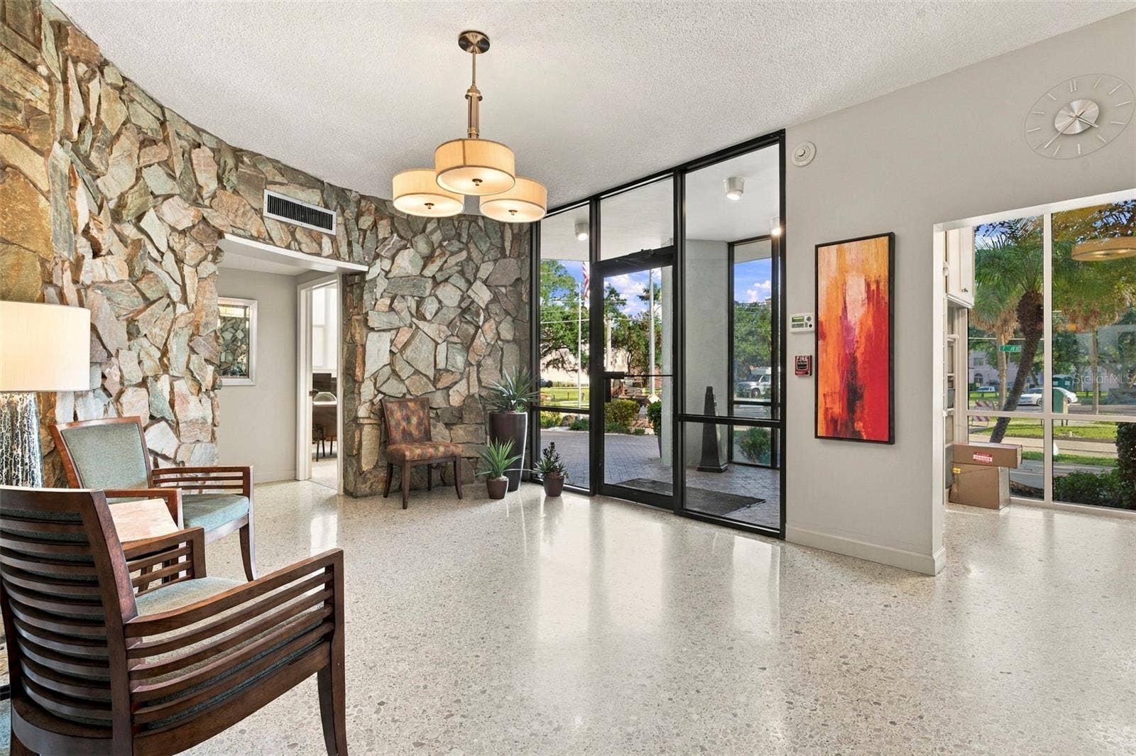 700 BEACH DRIVE NE, #803, St Petersburg, FL 33701 Lobby