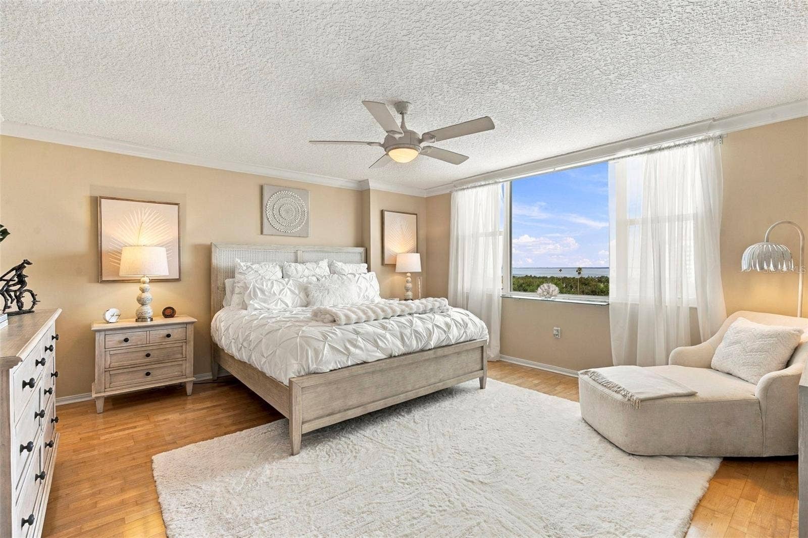 700 BEACH DRIVE NE, #803, St Petersburg, FL 33701 Primary Bedroom