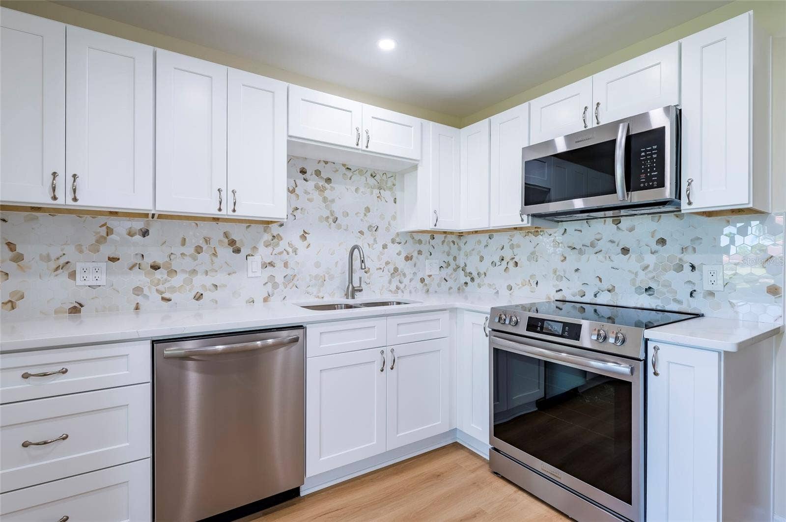 4705 1ST STREET NE, #137, St Petersburg, FL 33703 4705 1ST STREET NE, #137, St Petersburg, FL 33703