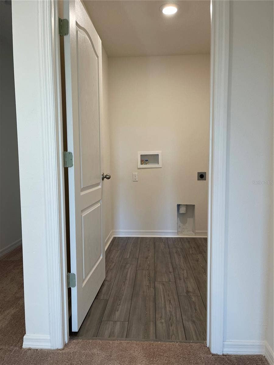 5323 COMPANION LANE, Tampa, FL 33619 5323 COMPANION LANE, Tampa, FL 33619