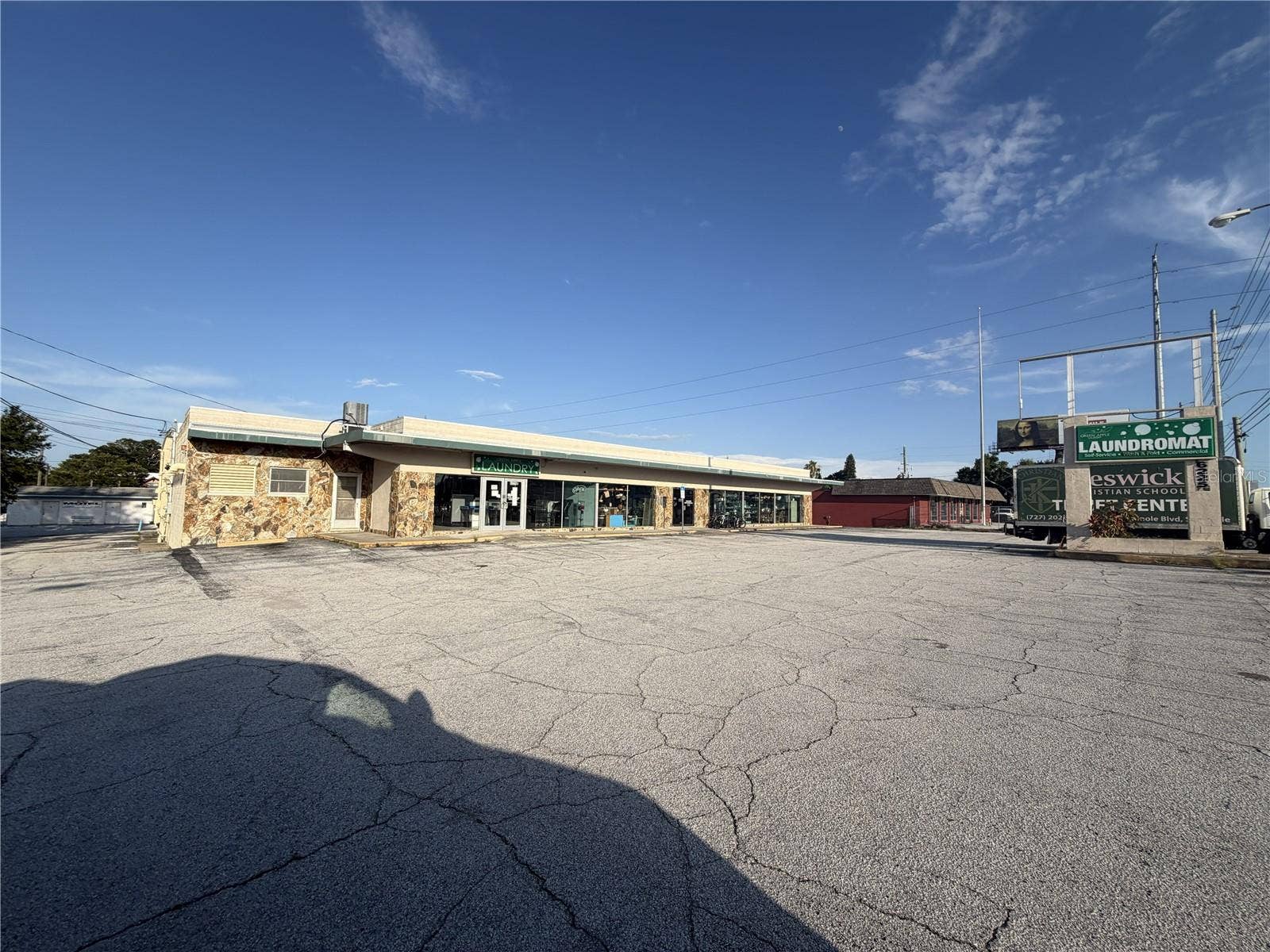 6225 SEMINOLE BOULEVARD, Seminole, FL 33772