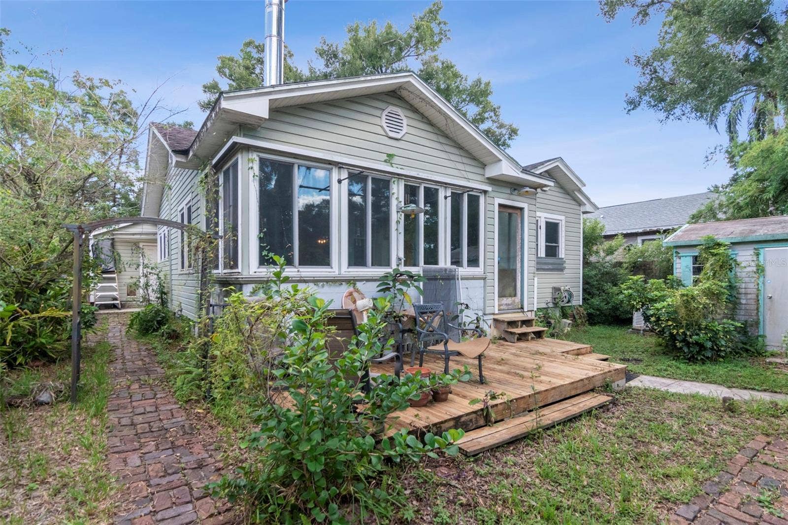 2712 N MUNRO STREET, Tampa, FL 33602 2712 N MUNRO STREET, Tampa, FL 33602