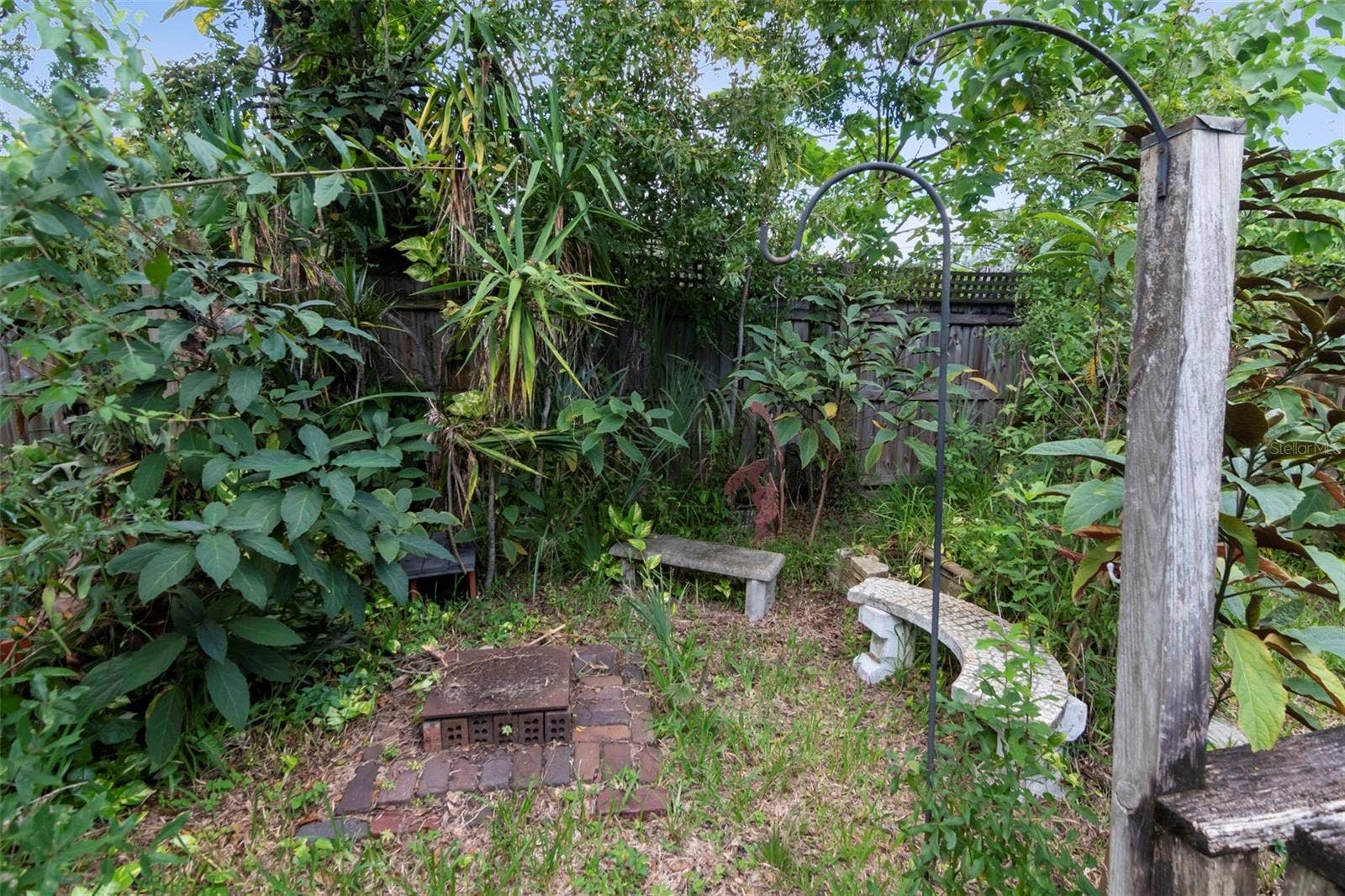 2712 N MUNRO STREET, Tampa, FL 33602 2712 N MUNRO STREET, Tampa, FL 33602