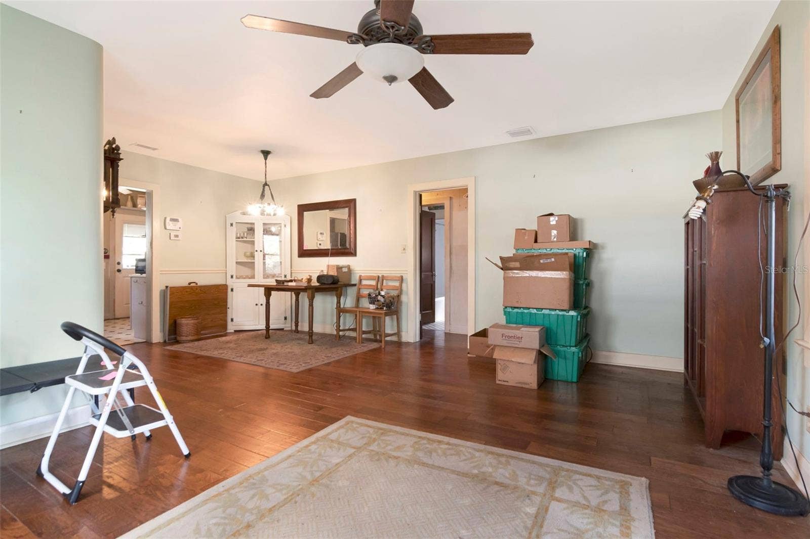 2712 N MUNRO STREET, Tampa, FL 33602 2712 N MUNRO STREET, Tampa, FL 33602