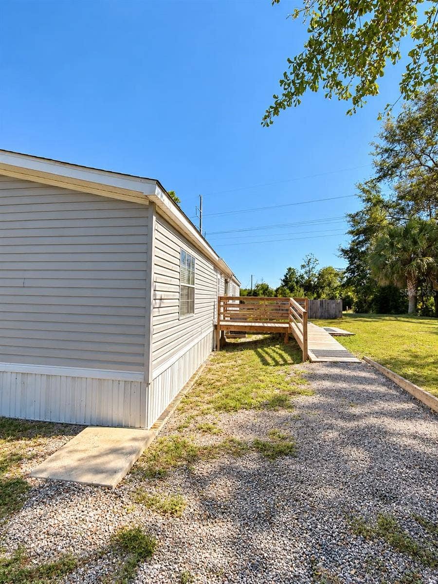 12146 STANLEY DRIVE, Fountain, FL 32438