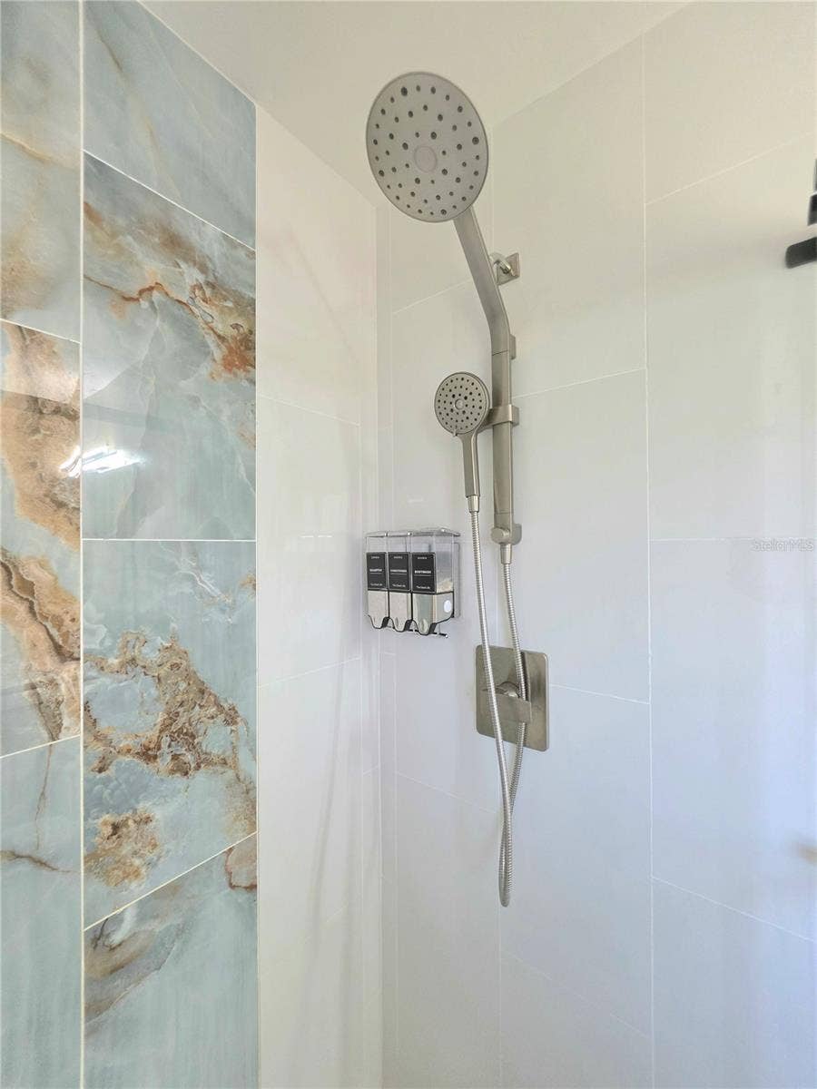 17001 MELBA LANE, Lutz, FL 33549