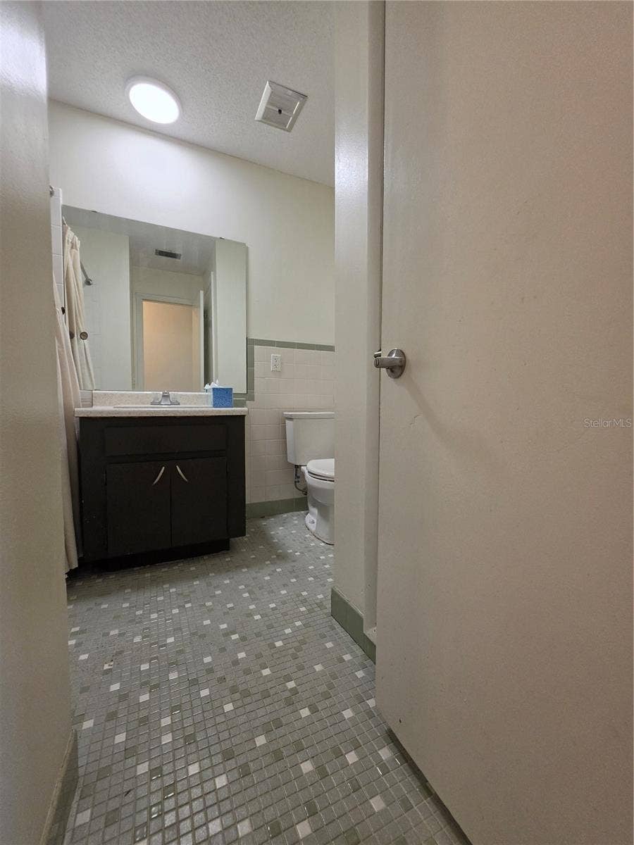 17001 MELBA LANE, Lutz, FL 33549