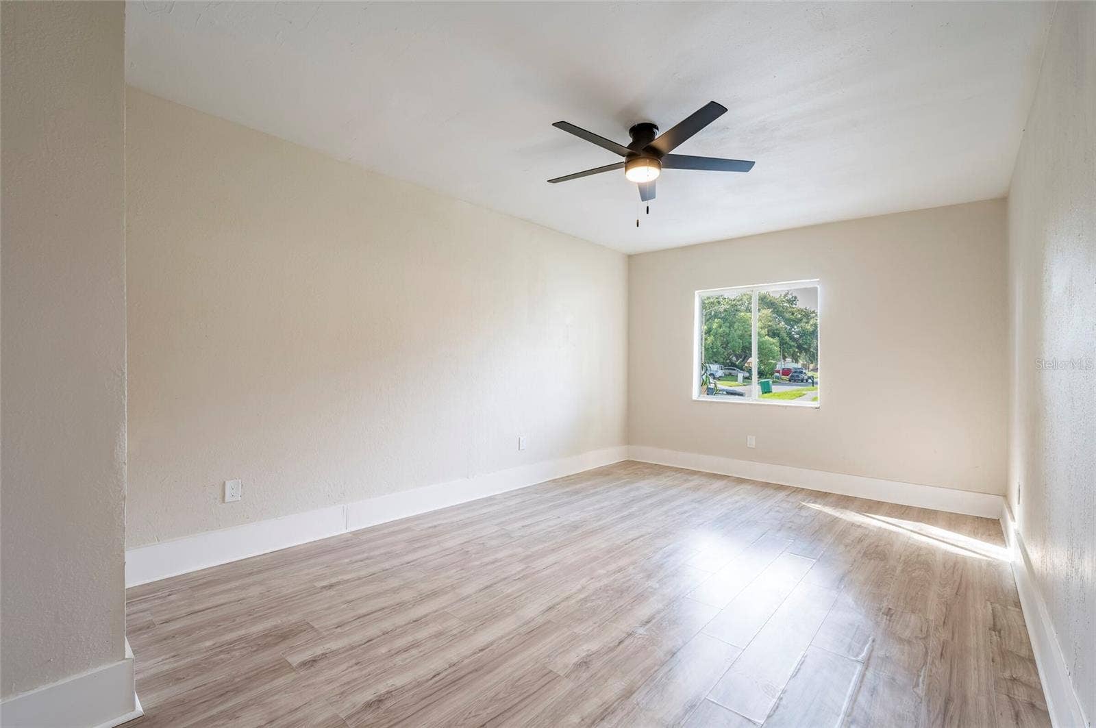 11641 129TH AVENUE, Seminole, FL 33778 11641 129TH AVENUE, Seminole, FL 33778