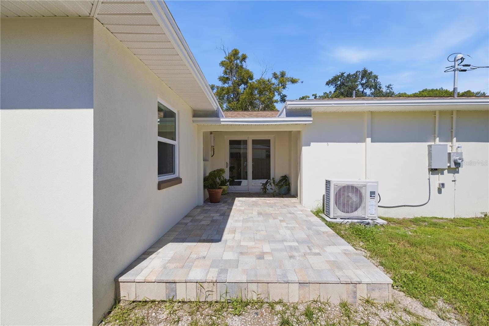 1900 60TH STREET S, Gulfport, FL 33707