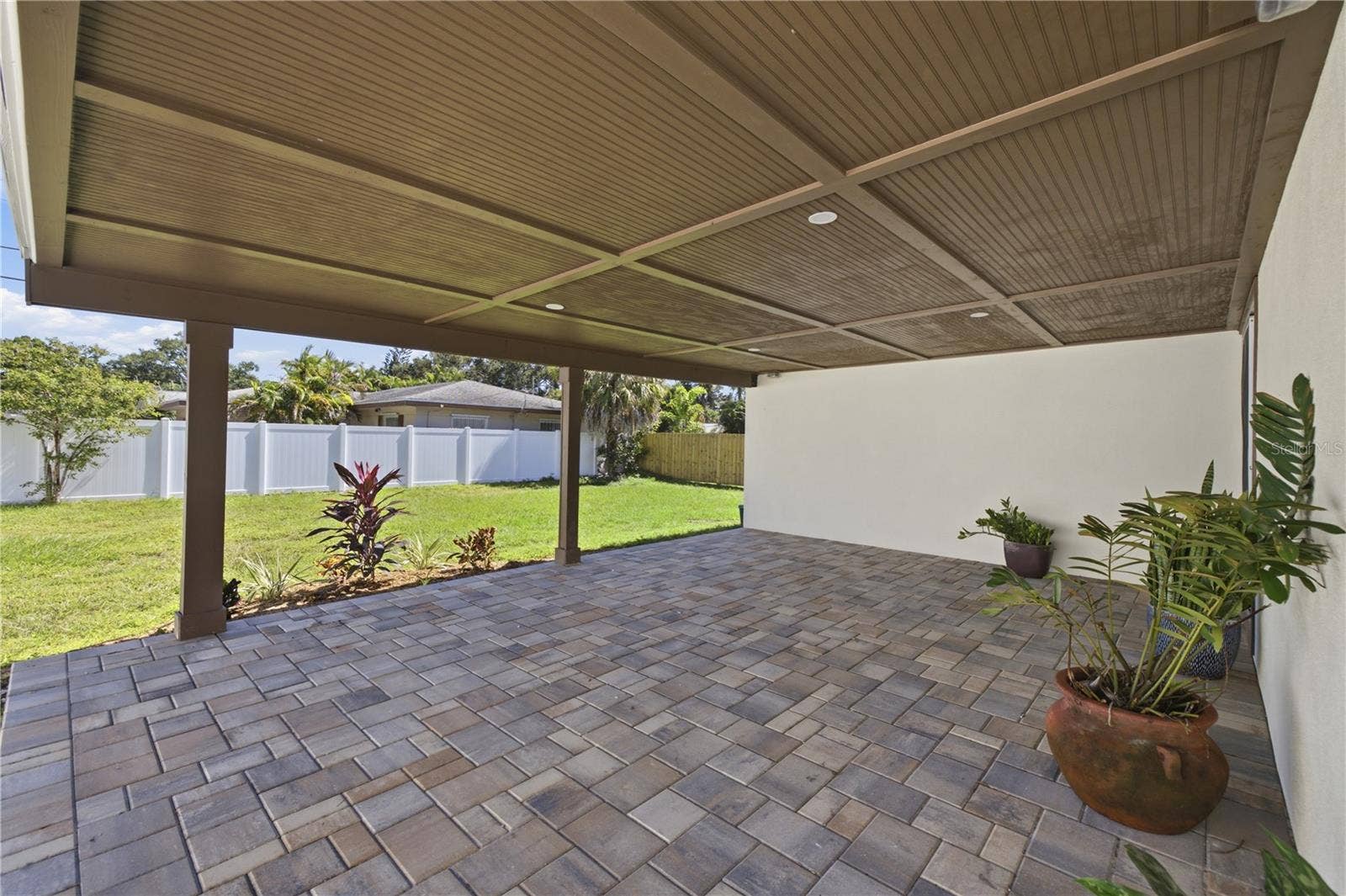 1900 60TH STREET S, Gulfport, FL 33707