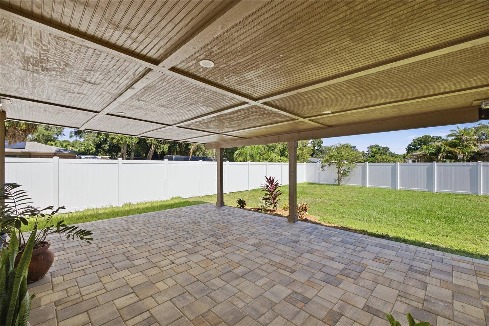 1900 60TH STREET S, Gulfport, FL 33707