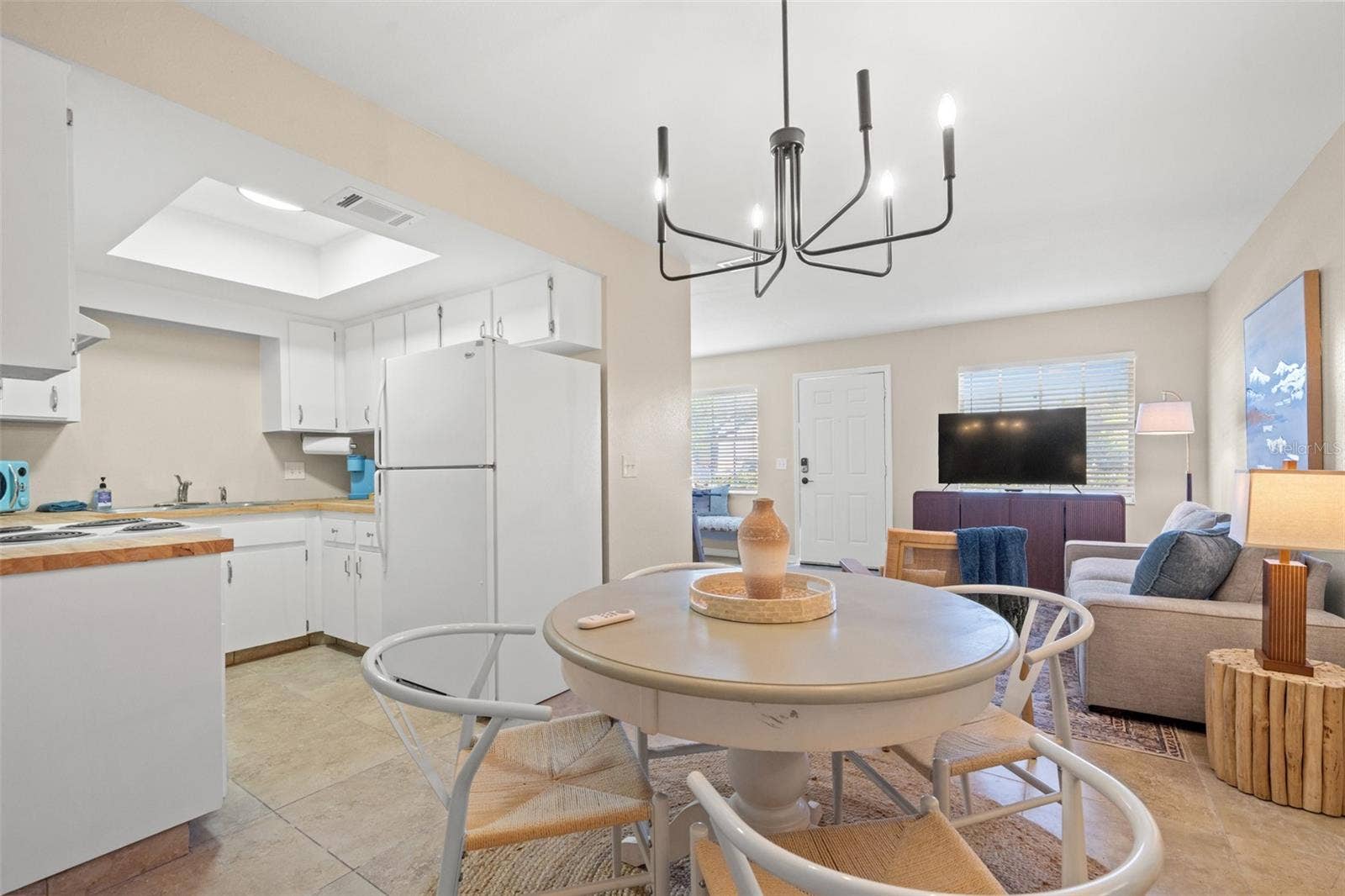 205 S GLENDALE DRIVE, #B, Brandon, FL 33511