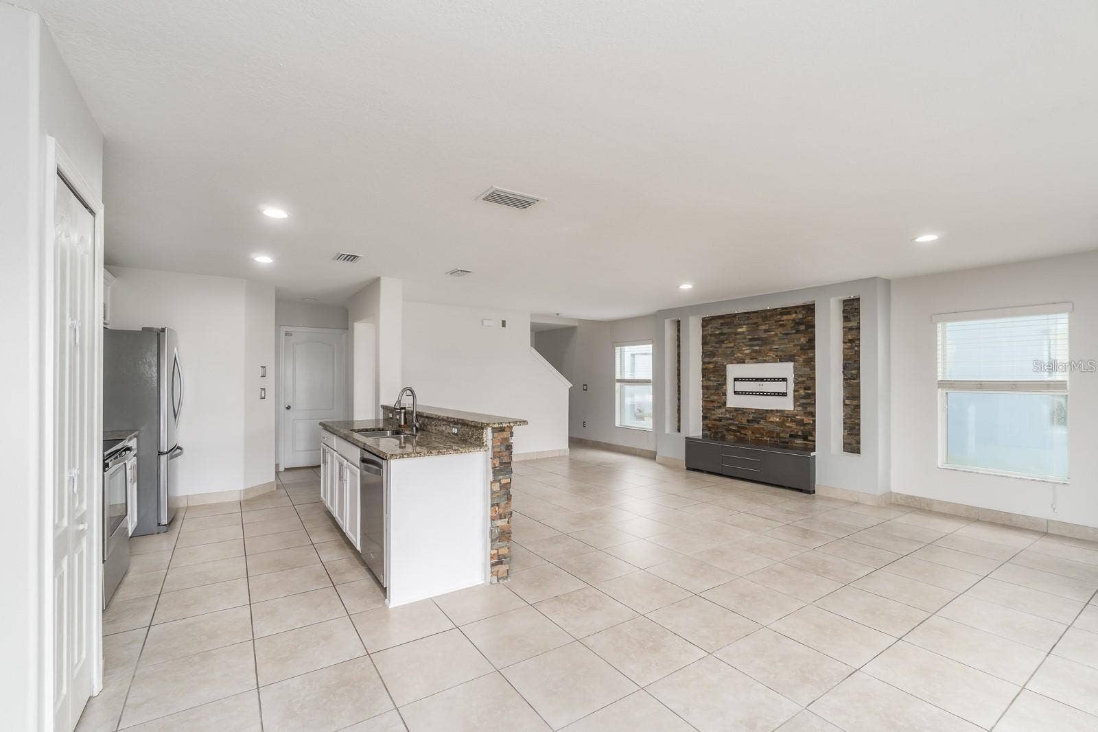 7704 MAROON PEAK DRIVE, Ruskin, FL 33573