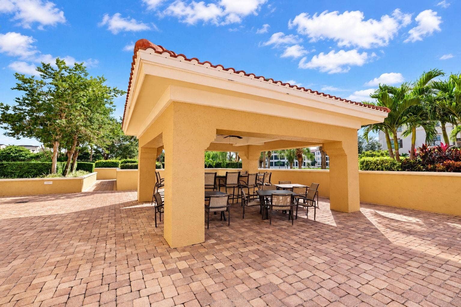 5823 BOWEN DANIEL DRIVE, #704, Tampa, FL 33616 Community Pool Area