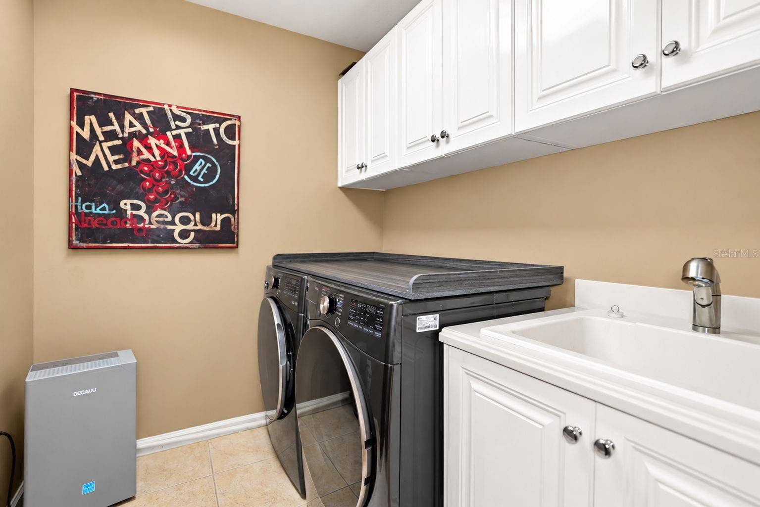 5823 BOWEN DANIEL DRIVE, #704, Tampa, FL 33616 Laundry Room