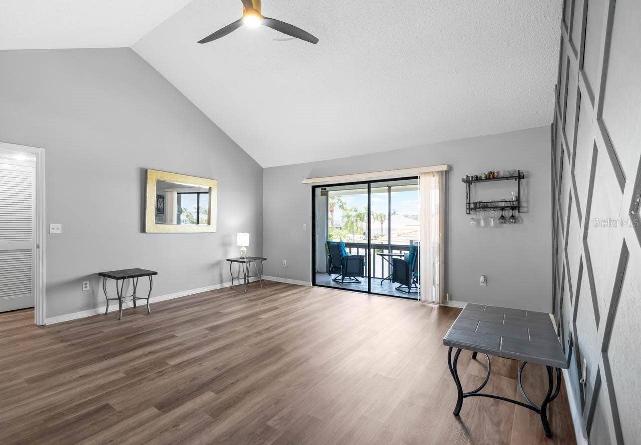 609 LIVELY DRIVE, #B, Sun City Center, FL 33573 609 LIVELY DRIVE, #B, Sun City Center, FL 33573