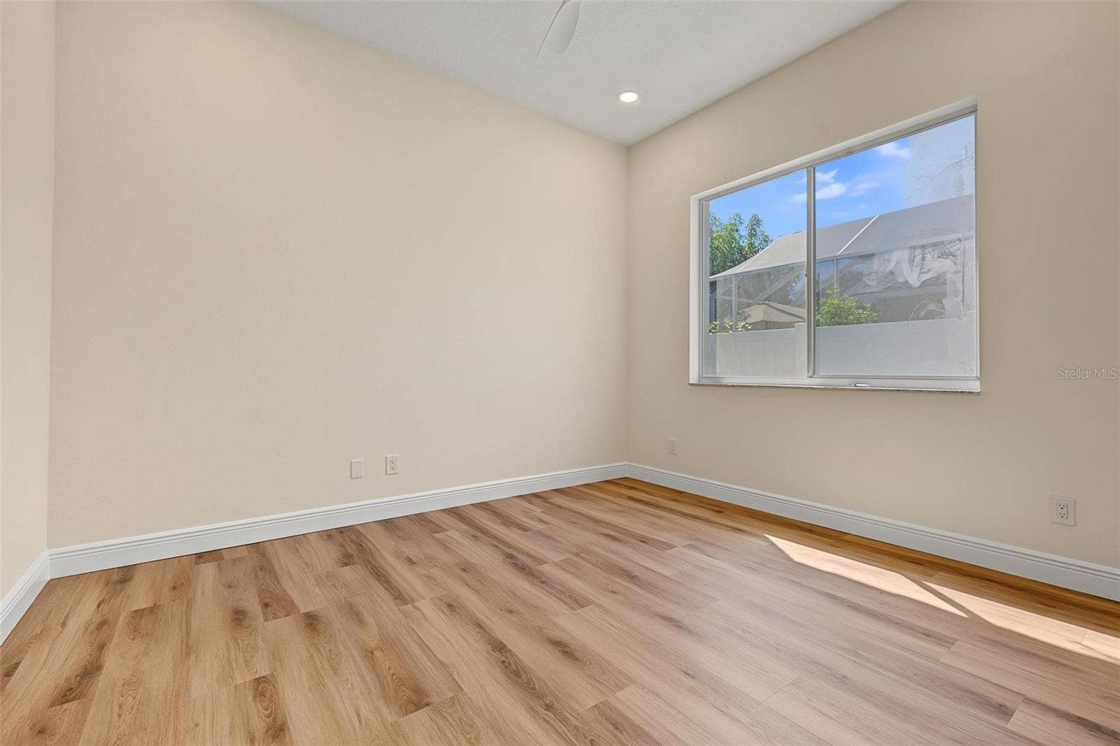 4878 SHERBROOK DRIVE, Oldsmar, FL 34677 4878 SHERBROOK DRIVE, Oldsmar, FL 34677