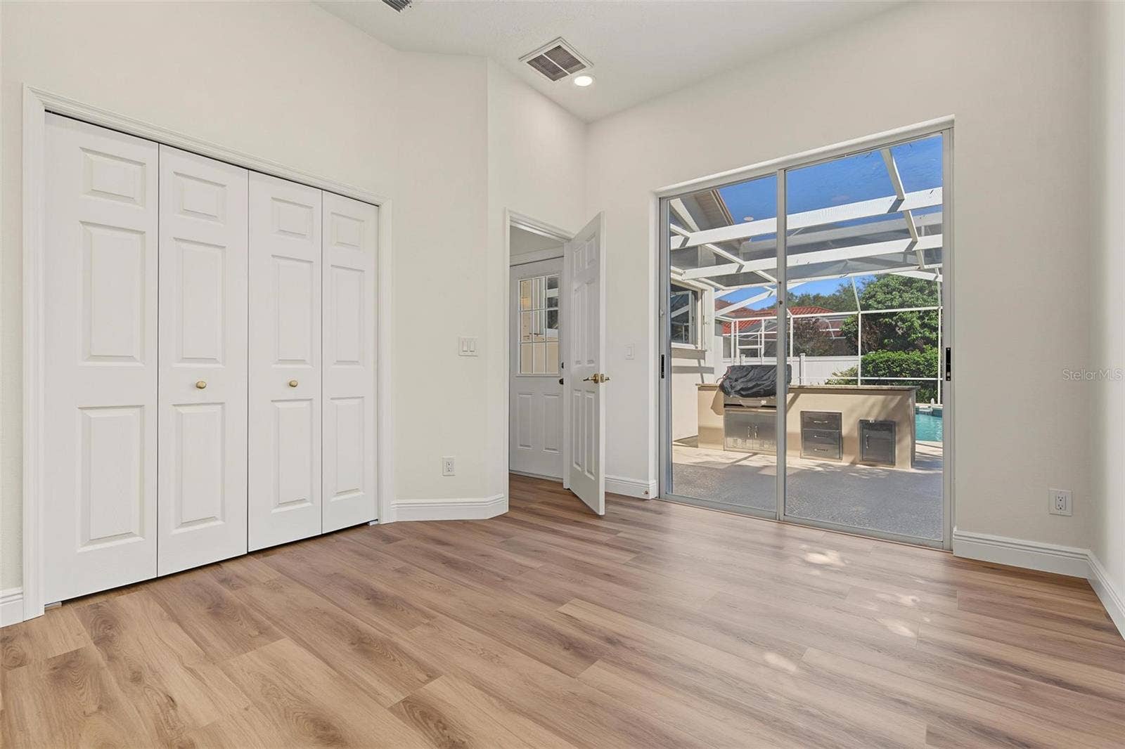 4878 SHERBROOK DRIVE, Oldsmar, FL 34677 4878 SHERBROOK DRIVE, Oldsmar, FL 34677