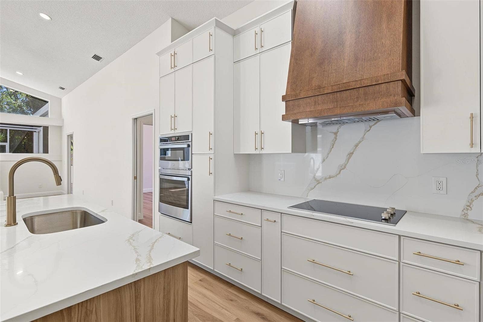 4878 SHERBROOK DRIVE, Oldsmar, FL 34677 4878 SHERBROOK DRIVE, Oldsmar, FL 34677