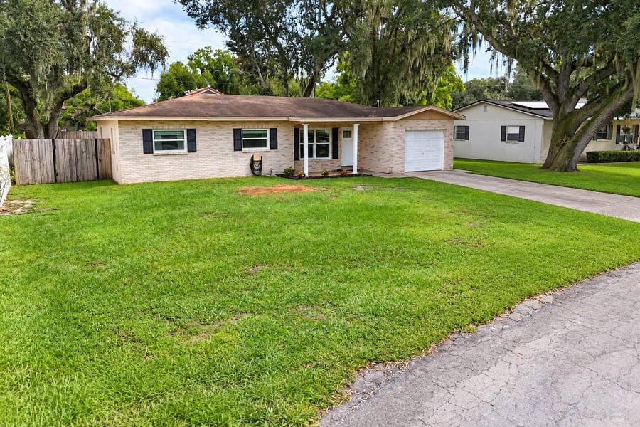 Property photo for 4414 FAYE CIRCLE E, Lakeland, FL