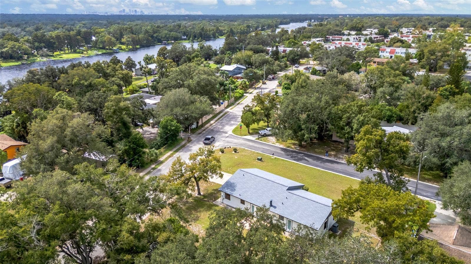 8605 GRANDVIEW DRIVE, Temple Terrace, FL 33617 Aerial photo