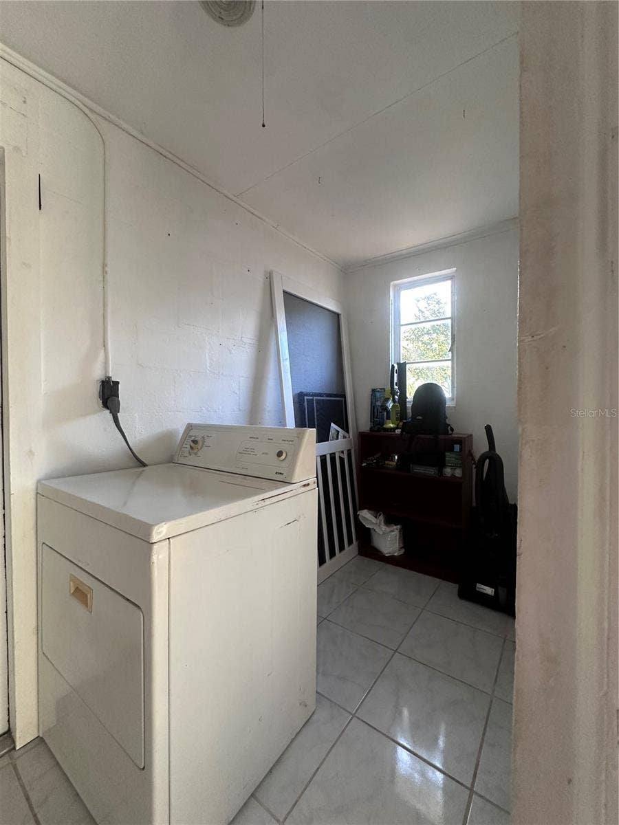 4762 54TH AVENUE N, St Petersburg, FL 33714 Utility Room