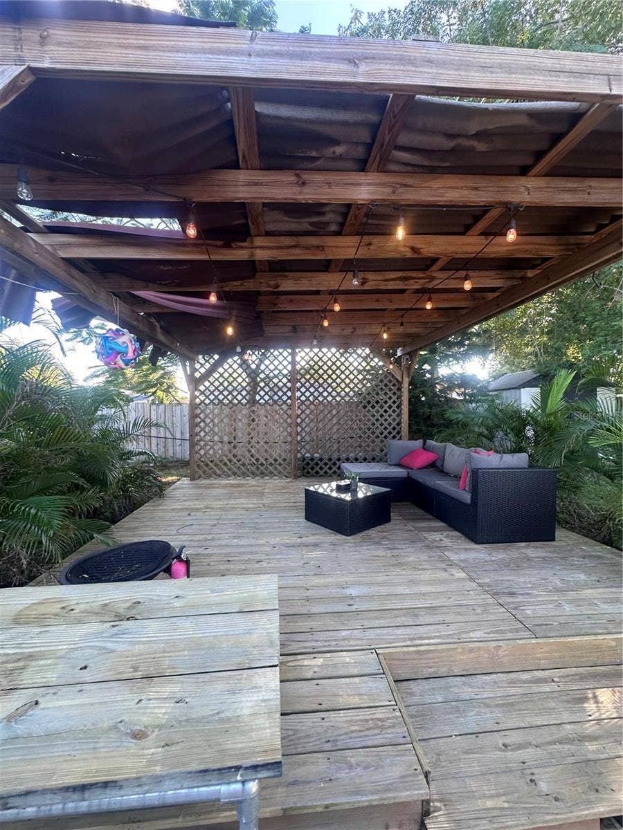 4762 54TH AVENUE N, St Petersburg, FL 33714 4762 54TH AVENUE N, St Petersburg, FL 33714