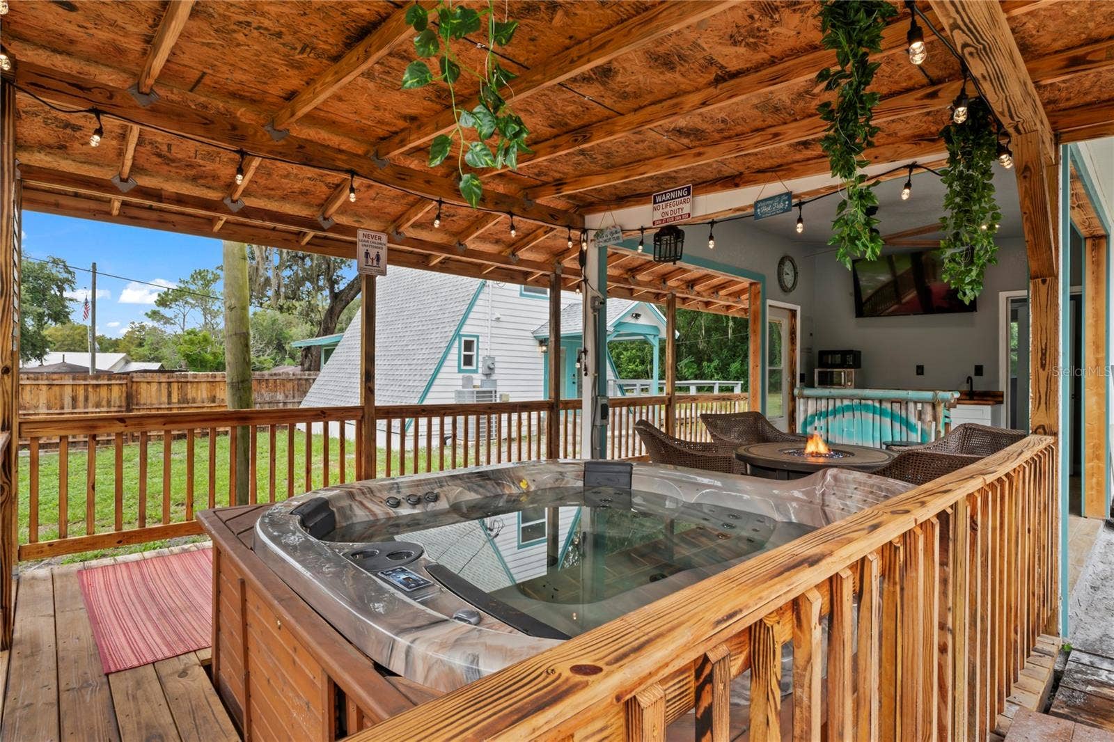 10615 E GOBBLER DRIVE, Floral City, FL 34436 HOT TUB