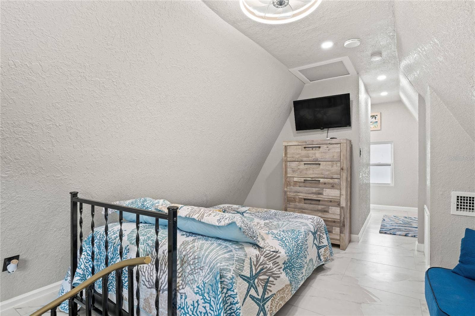 10615 E GOBBLER DRIVE, Floral City, FL 34436 UPSTAIRS BED