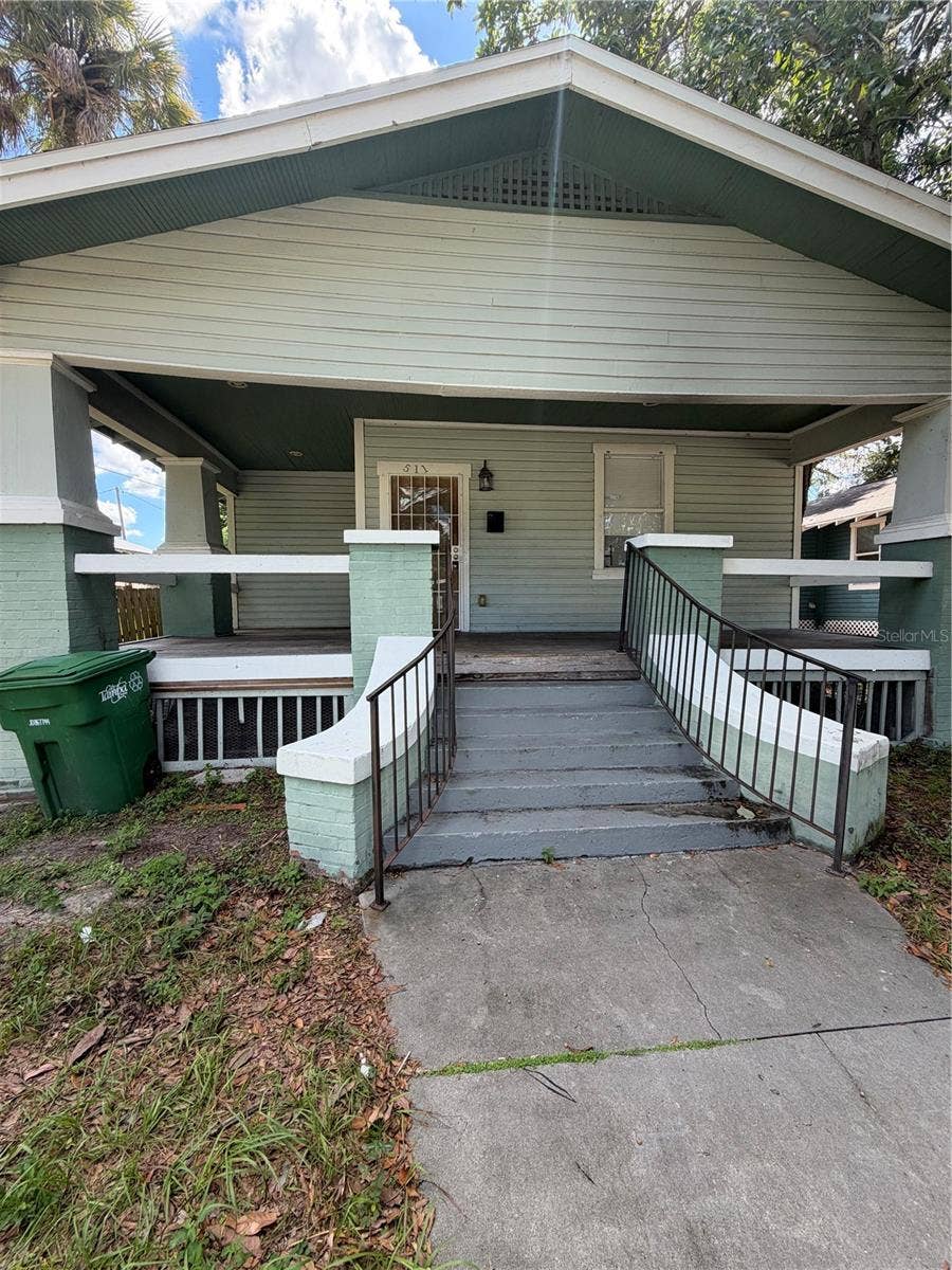 511 E HUGH STREET, Tampa, FL 33603 511 E HUGH STREET, Tampa, FL 33603