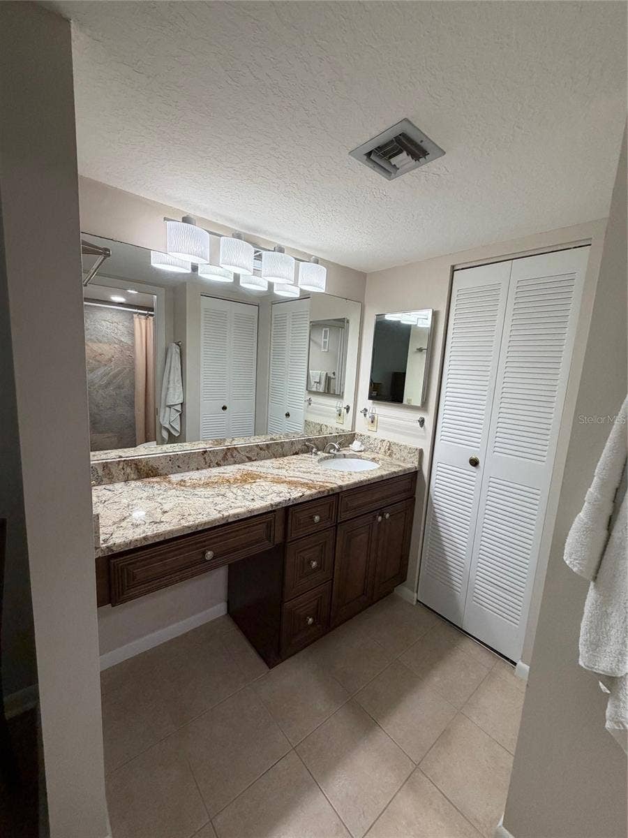 11945 143RD STREET, #7319, Largo, FL 33774 11945 143RD STREET, #7319, Largo, FL 33774