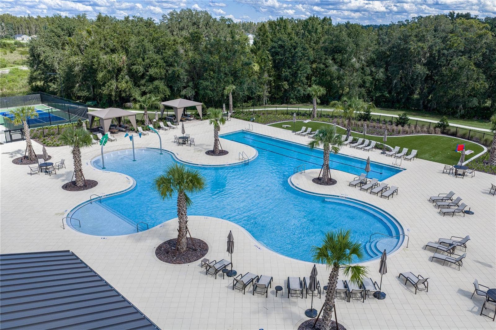 1076 KISTNA DRIVE, Zephyrhills, FL 33540 Community Pool