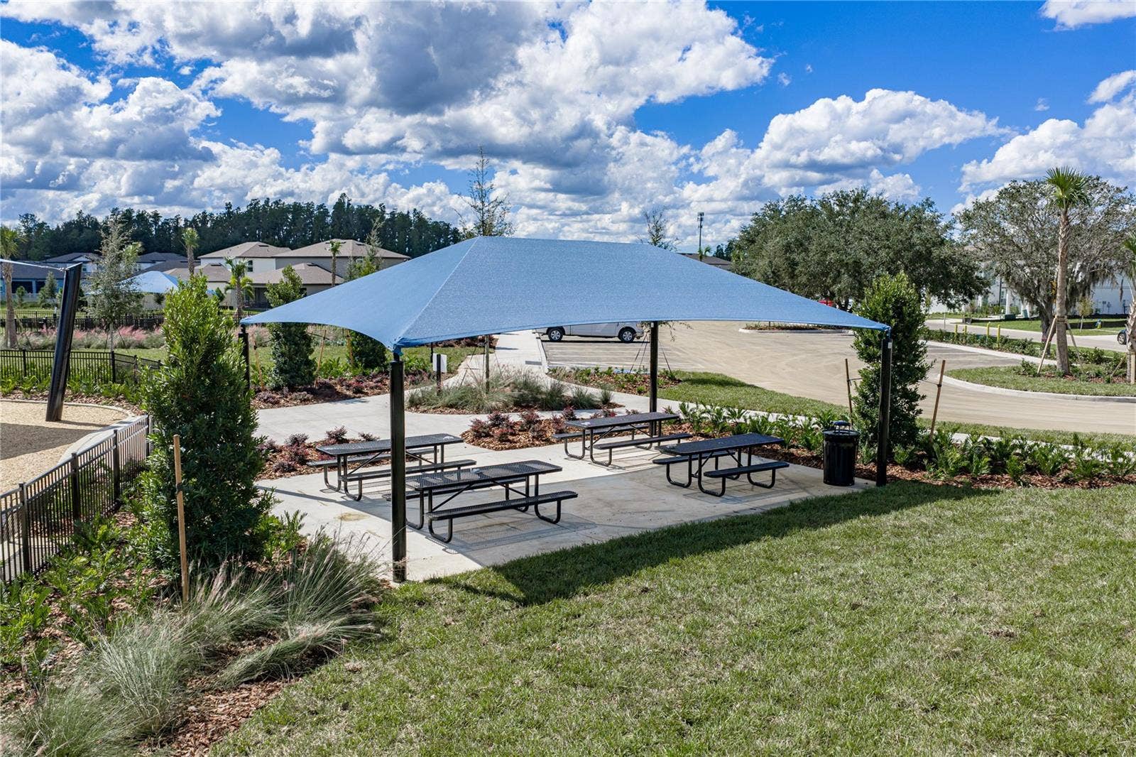 1076 KISTNA DRIVE, Zephyrhills, FL 33540 Community Picnic Area